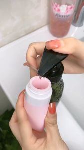 travel Cosmetic Hose Bottle Squeeze Cosmetic Container Lotion Empty Bottle