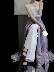 ชุดฮันฟูลายลายม้า สไตล์จีนโบราณ ชุดชั้นในสีขาวสำหรับใส่ในชีวิตประจำวัน ชุดกระโปรงสั้นลายม้าแบบลำลอง ชุดกระโปรงสไตล์จีนโบราณ