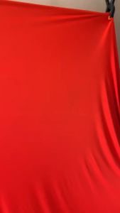 Kain Backdrop Merah & Kain Foto: Panduan Lengkap untuk Pernikahan & Pesta