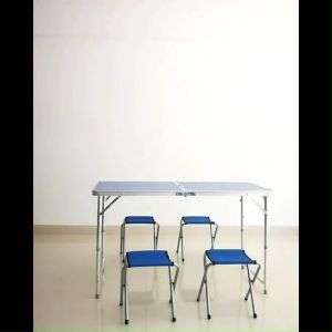 [ ส่งจากไทย ] GIOCOSO โต๊ะเก้าอี้ปิคนิค โต๊ะขายของตลาด โต๊ะสนาม โต๊ะขายของถูกๆ พับได้อลูมิเนียม 120x60x70 แบบกระเป๋าพกพา รุ่น T2plus พร้อมเก้าอี้พับได้ 4 ตัว (Red) Folding Table