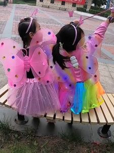 HNB 4Pcs Glowing Princess Kids Birthday Set Angel Fairy Butterfly Glowing Wings Halloween Costume