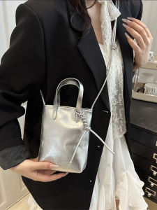 Fashionable Commuter Bag for Women