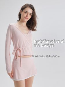 SALTUM | Sporty Loose Wool Top for Yoga and Pilates