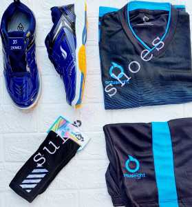 sepatu badminton james paket komplit