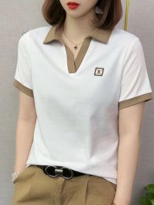 เสื้อยืดคอโปโลแขนสั้นผู้หญิงสีพื้นเรียบง่าย แฟชั่นฤดูร้อน 2023 เสื้อตัวบนสไตล์เกาหลี ทรงหลวม สไตล์เกาหลี
