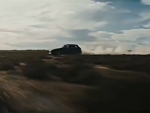 💥แรงฉีดไกลถึง500เมตร💥 ปืนฉีดน้ำแรงดันสูง ของแถม16ชิ้น ล้างรถได้สิบคัน 1500mAh มีแบต2ก้อน เครื่องฉีดน้ำแรงดันสูงไร้สาย