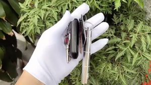 Bộ lấy ráy tai inox của Đức gồm 6 cây hộp đựng treo móc khoá rất đẹp và tiện lợi