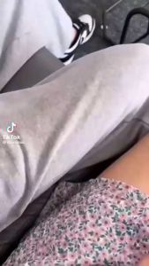 Quạt mini cầm tay hình gấu Bear.Brick nhiều màu sắc thiết kế nhỏ gọn ngoại hình bắt mắt - 3 chế độ gió siêu mát