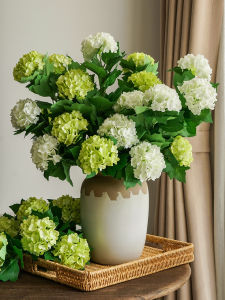 Luxurious Three-Headed Artificial Hydrangea Decorative Flowers for Living Room Dining Table Decoration High-End Simulation Flowers
