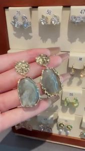 New Fashion Earrings Zircon Square Stone Earrings Vintage Gold Color Small Earrings for Women Jewelry Accessorries