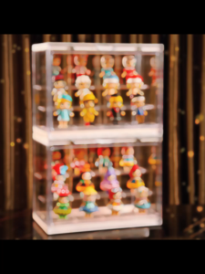 กล่องใส่โมเดล ตู้โชว์ตุ๊กตา กล่องเก็บของ ความจุขนาดใหญ่ มีตัวเลือกมากมาย กันฝุ่นวางซ้อนกันได้ วัสดุโปร่งใส