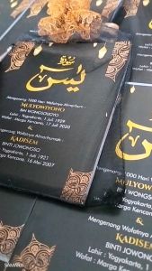 Paket 20 PCS Buku Yasin & Tahlil Softcover Custom Foto Almarhum Lengkap Doa 128 Halaman Daun Hitam