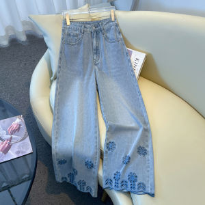 MEITESIJIAONU | Design Sense Light Blue Flower Embroidered Cutout Womens Straight Leg Nine-point Jeans