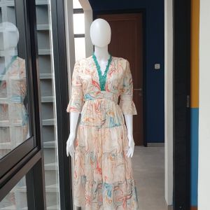 Gaun Wanita Korea: Desain Ala Korea & Midi Dress Wanita