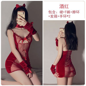 แมวน้อย: ชุดนอนสายเดี่ยวซีทรูผ้ากำมะหยี่ฉลุลายผ้าตาข่ายสีแดงเซ็กซี่สำหรับผู้หญิง cos กระโปรงสั้นลายแมวโชว์สะโพก