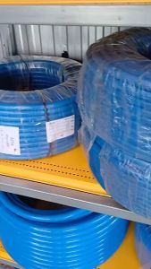 สายยางฟ้าเด้ง สายยางลดน้ำ หนา นิ่ม เด้ง ขนาด 1 นิ้ว