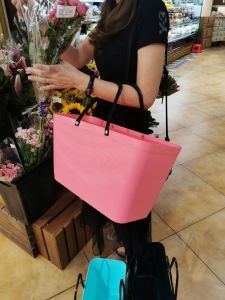 Large Size Plastic Shopping Basket Handheld Vegetable Buying Basket Picnic Storage Basket Red Color New Fashionable Continental Basket