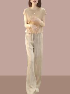 ชุดสองชิ้นลำลองสไตล์ทำงานสำหรับผู้หญิงในฤดูร้อน 2025 ชุดทำงานสไตล์สตรีทแฟชั่นสำหรับวัยรุ่น ชุดทำงานสไตล์เกาหลี