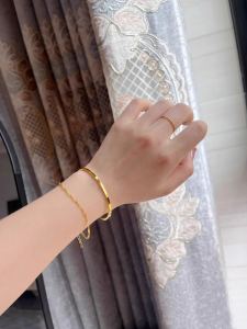 Classic Titanium Steel Smooth Surface Bracelet Colorful Ring Popular Everyday Match Gold Bracelet Strong Preservation