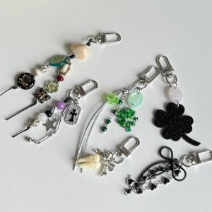 Korean Style Mini Pendant Collection Butterfly Knot Heart Star Keychain Four Leaf Clover Mobile Phone Chain Creative Gift