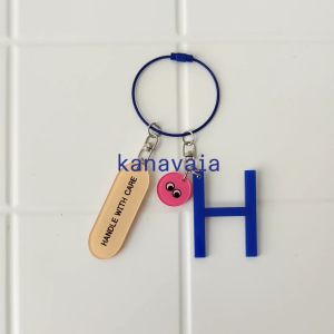 Gantungan Kunci Akrilik Kanavaia Customizable Letter Acrylic Keychain - Set 6 (Handle with Care)