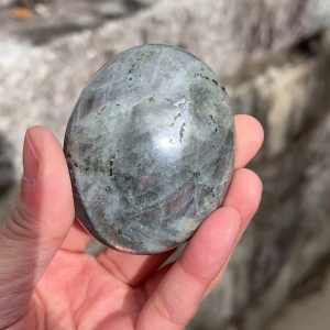 【SG】Purple Labradorite Palm Stone Crystal