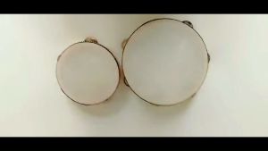 8-inch childrens tambourine music and dance props with leather tambourine accompaniment instrument Orff childrens tambourine