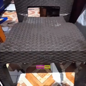 napolly kursi rotan plastik tangan krs 8R3 arm kursi santai tamu ori
