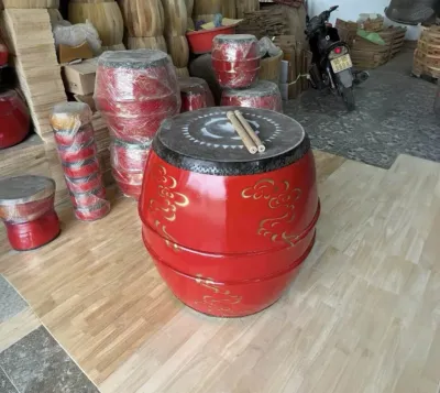 Trống trường họctrống đình chùamặt 60cm cao 80cmkèm 1 cặp dùi gõ trống.