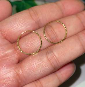 PAWNABLE 18K Saudi Gold Loop Dia Cut Earrings(Manipis and Lightweight/Bendable)✨