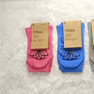 KAOS KAKI WANITA YOGA GYM PILATES SENAM BARRE SOCKS ANTI SLIP ANTI LICIN 5 JARI TERBUKA HEALTHINDO