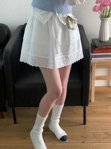 กระโปรงสั้นทรงเค้กเอวสูงสีขาวปักลายหัวใจสไตล์เกาหลีสำหรับผู้หญิง กระโปรงสั้นทรงบัลเล่ต์เอวยางยืด กระโปรงสั้นทรงเค้กทรงหลวม
