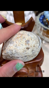 natural yellow agate jewelry box🔮天然黄玛瑙聚宝盆 白水晶体亮 共生颗粒爆花矿 🆓特制实木底座  整体高(Height): 12.5cm 宽(Width): 7x9cm 重(Weight): 0.25kg