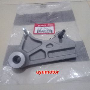 bracket breket pegangan caliper kaliper belakang bracket sub assy rr crf 150L k84 original honda 43190K84901