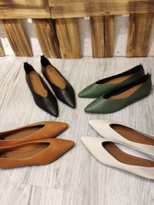 Large Size Womens Shoes Pointed Toe Flat Bottom Work Shoes Spring New Style Retro Slip-On Versatile 41-45 Size Range