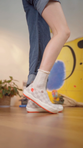 UIN Toledo VII รองเท้าท่องเที่ยวสี รองเท้าส้นเตี้ยสำหรับผู้หญิง slip-on รองเท้าลำลอง-Ivory