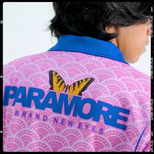 Jersey PARAMORE // Jersey Band // Jersey Bola // Kaos ONIKU // Badminton // Jersey Casual // Jersey Vintage // Jersey Retro - Oniku Official