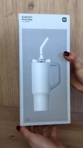 Xiaomi Straw Mug แก้วน้ำ แก้วเก็บความเย็น เก็บอุณหภูมินานถึง 6 ชั่วโมง การออกแบบความจุขนาดใหญ่ 1 ลิตร