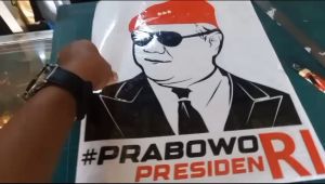 stiker prabowo presiden RI cutting stiker prabowo baret merah sticker prabowo untuk kaca dan bodi mobil