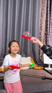TokoYoyo Mainan Anak Gelembung Sabun Tenis Mainan Luar Ruang Bayi Bubble Busa Kids Toy