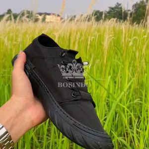Chonlui Sepatu BOSINDO Sneakers Pria K13 Sepatu Casual Pria Keren Terbaru Sepatu Sneakers Pria Casual Sepatu Sneakers Pria Dewasa Sepatu Sneakers Pria Casual Trendy Style Sepatu Sneakers Pria Kekinian Import Sepatu Pria Keren Gaya Nongkrong Bisa COD