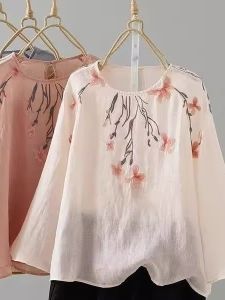 เสื้อยืดผ้าลินินฝ้ายสไตล์ย้อนยุคสำหรับผู้หญิง ฤดูร้อน ใหม่ หลวม กระชับสัดส่วนศิลปะ ญี่ปุ่น ปักลาย คอตั้ง แขนยาว ปกติ