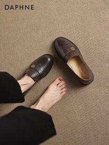 Daphne | Leather Soft Loafers Retro Carving Womens Shoes