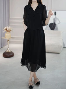 ชุดเดรสยาวคลุมเข่าสีดำหรูหรา สไตล์ฝรั่งเศส ฤดูร้อน 2025 ชุดกระโปรงสองชิ้นปลอมที่สวมใส่สบายและมีสไตล์
