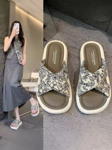 Dép Đế Bằng Thêu Thời Trang Mùa Hè Cho Nữ Đế Dày Chống Trượt Đế Giữa PVC Thoáng Khí Thoải Mái Cho Phụ Nữ Mang Thai