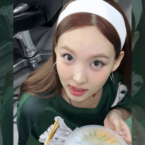 White Knitted Sport Headband: A Versatile Hair Accessory for Women Fresh out Japanese Korean Style