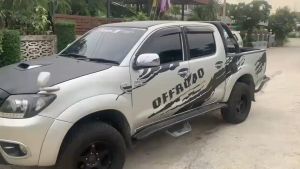 สติกเกอร์วีโก้ vigo สติ๊กเกอร์ซิ่ง สติ๊กเกอร์ติดรถ สติ๊กเกอร์ เท่ๆ ลายหมากรุก ได้2ด้าน เปลี่ยนข้อความฟรี ใช้รถรุ่นไหนทักแชท