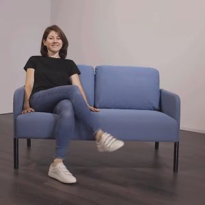 2 ที่ ผ้าคนีสีมีเดียมบลู โซฟา IKEA ดีไซน์สวย นั่งสบาย ด้วยเบาโชว์ บุแผ่นรอง และพนักพิง รับประกัน 10 ปี