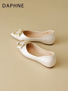 Daphne | Pointed Toe Buckle Flat Shoes for Women with Crystal Decorations
