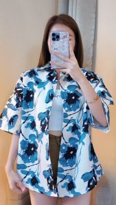 พร้อมจัดส่งจ้า เสื้อคู่รัก เสื้อสำหรับครอบครัว เสื้อฮาวายลายดอก เสื้อสงกรานต์เเฟชั่น ใส่ได้ทุกโอกาส มีหลากหลายสีให้เลือกถึง 9 สี 9 ลาย🌈🤍